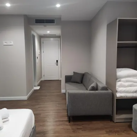 Dimal Castle 3* Poshnje