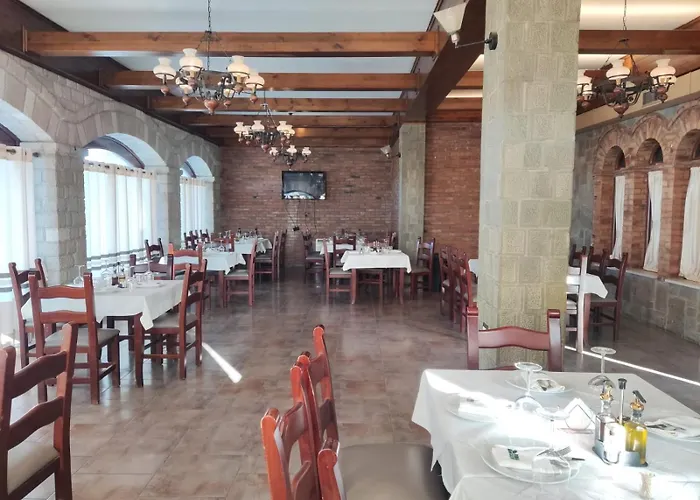 Dimal Castle ホテル Poshnje