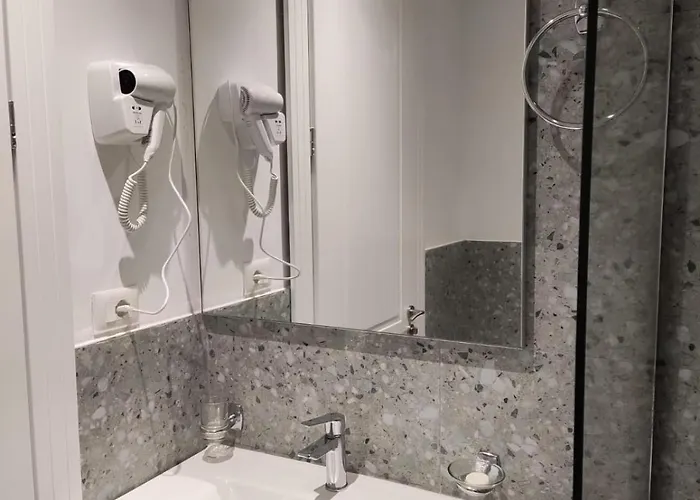 Dimal Castle ホテル Poshnje