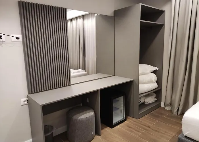 Dimal Castle ホテル Poshnje