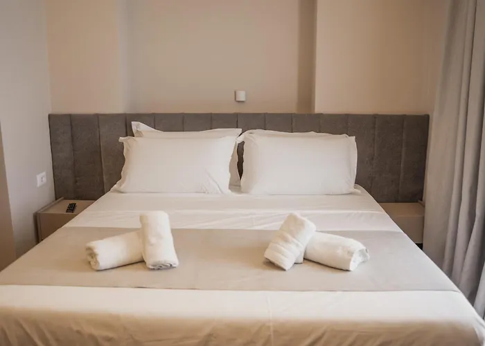 Dimal Castle 3* Poshnje